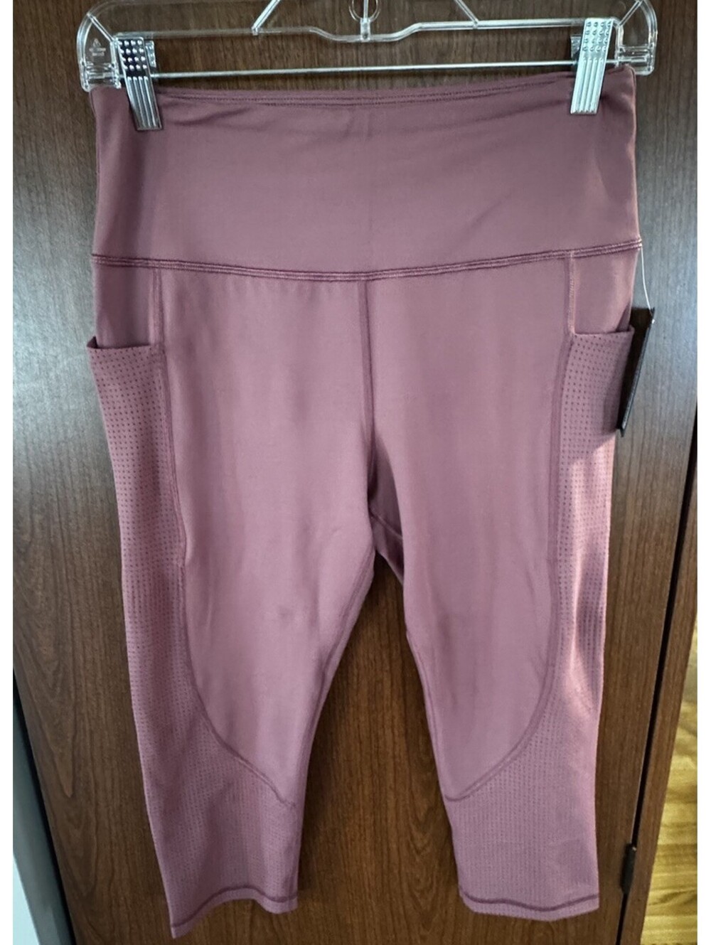 Ray Pose Capri Leggings NWT Medium Dusty Rose High Waist Pocket Yoga
